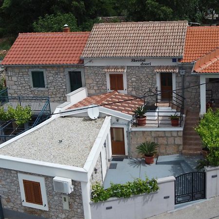 Holiday Home Skevini Dvori Starigrad Paklenica Exteriér fotografie
